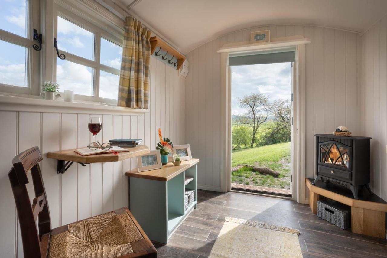 The Heron Shepherds Hut At Lyth Valley Brigsteer Bagian luar foto